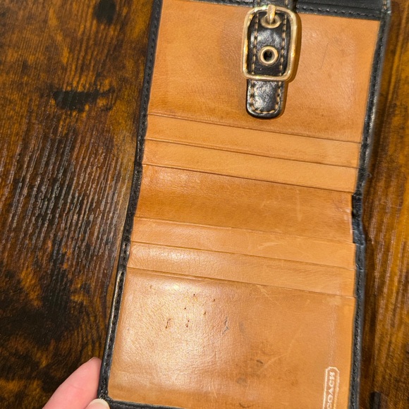 Vintage Coach Black Leather Snap Wallet | Classic Minimalist - Picture 2 of 3